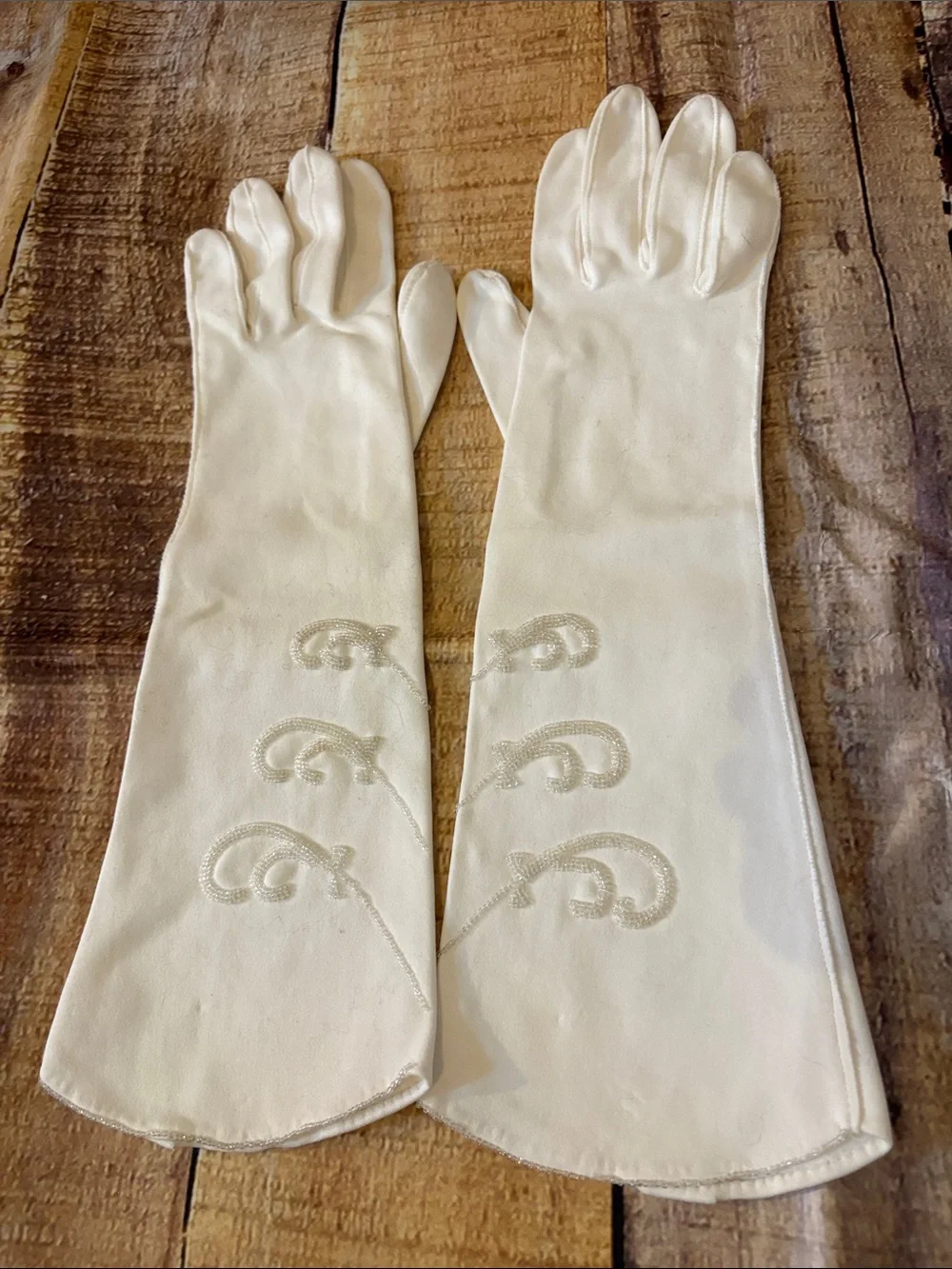 Ivory Embroidered Satin-Style Long Gloves